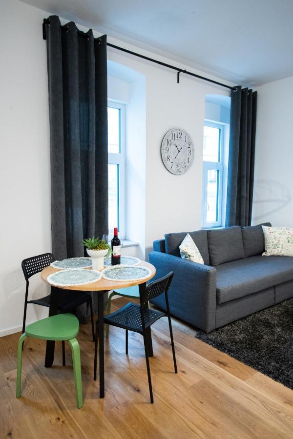 Stilvolles Apartment Viena Exterior foto